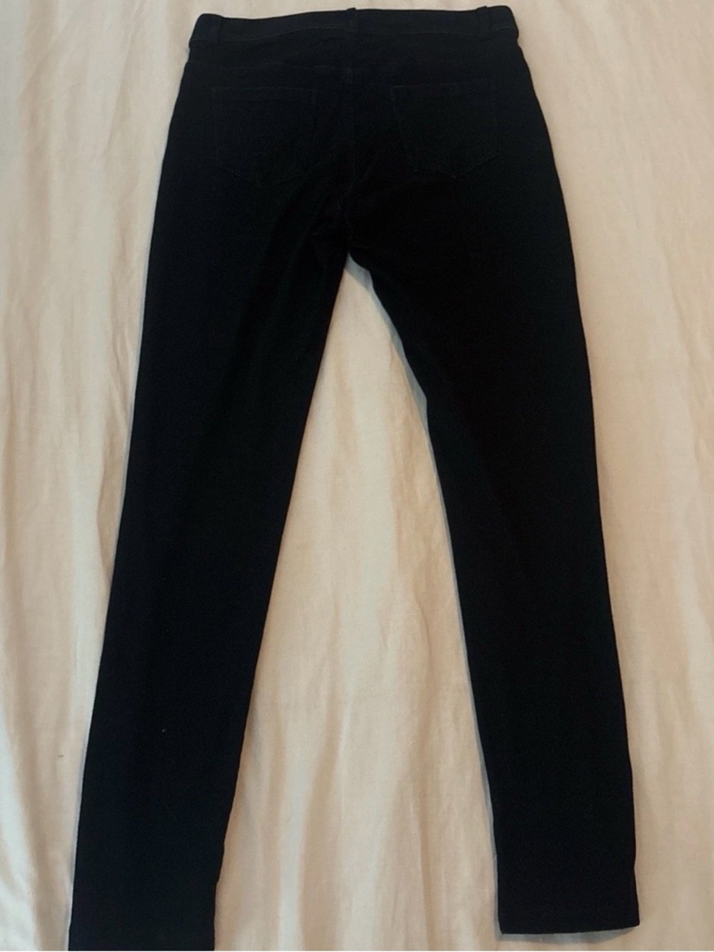 Black Slim Leg Jeans - Classic Fit